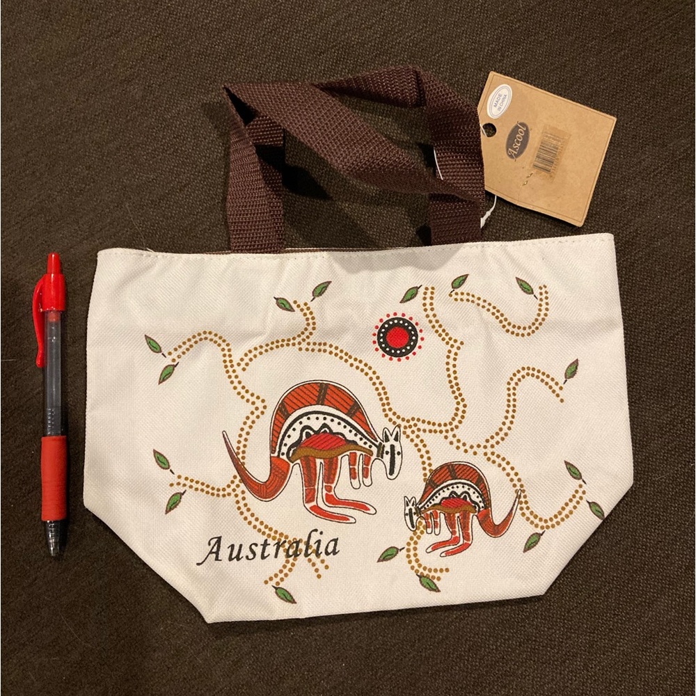 NWT Australia Zippered Bag